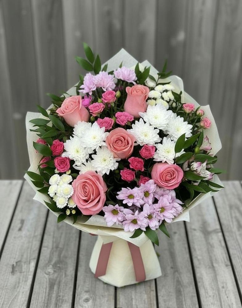 Букет цветов из: Альстромерии, Гвоздики, Розы и Хризантемы в Усть-Уде