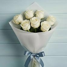 Букет 7 Белых роз Эдлесс Лав в Усть-Уде