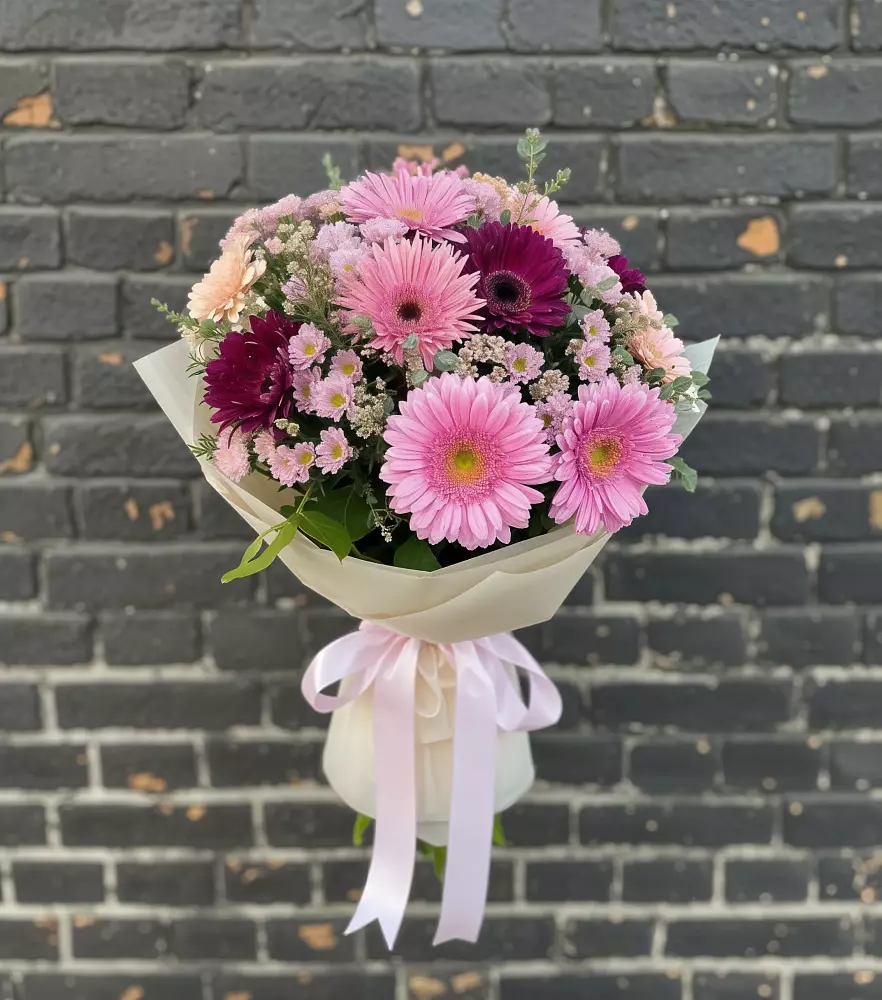Букет цветов из: Герберы и Хризантемы в Усть-Уде