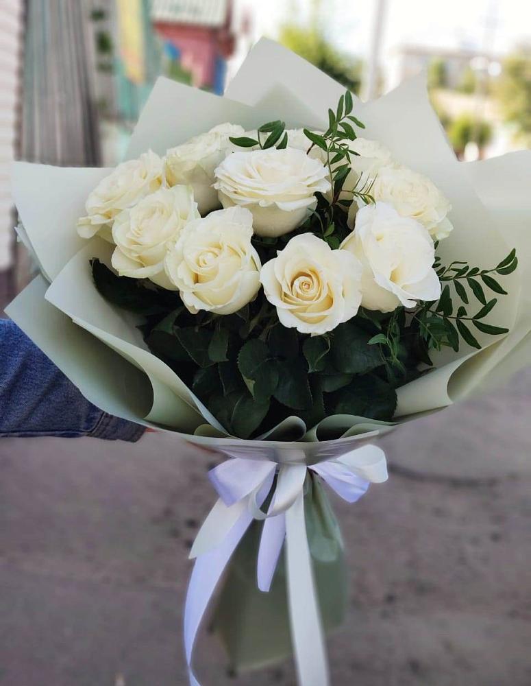 Букет Белые розы Проуд в Усть-Уде