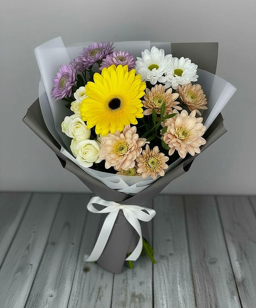 Букет цветов из: Розы, Герберы и Хризантемы в Усть-Уде