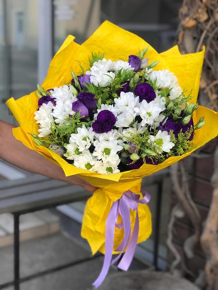 Букет цветов из: Ирисы, Хризантемы и Ромашки в Усть-Уде