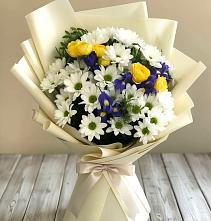 Букет цветов из:  Ирисы, Хризантемы и Розы #REPLACE_PRED# Усть-Уде