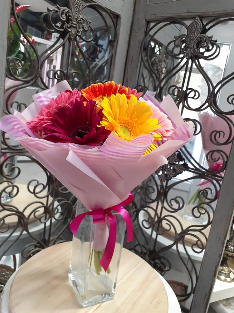 Букет цветов из: Герберы в Усть-Уде