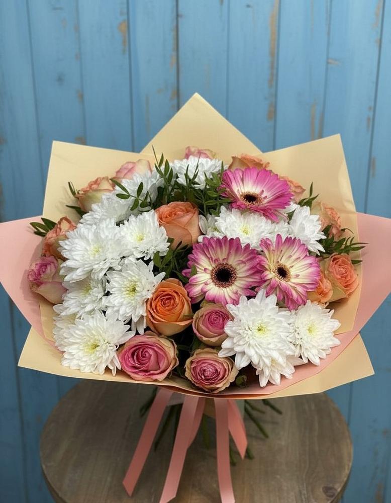 Букет цветов из: Розы, Герберы и Хризантемы в Усть-Уде