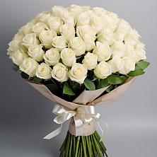 Букет 101 беля роза Белоснежка в Усть-Уде