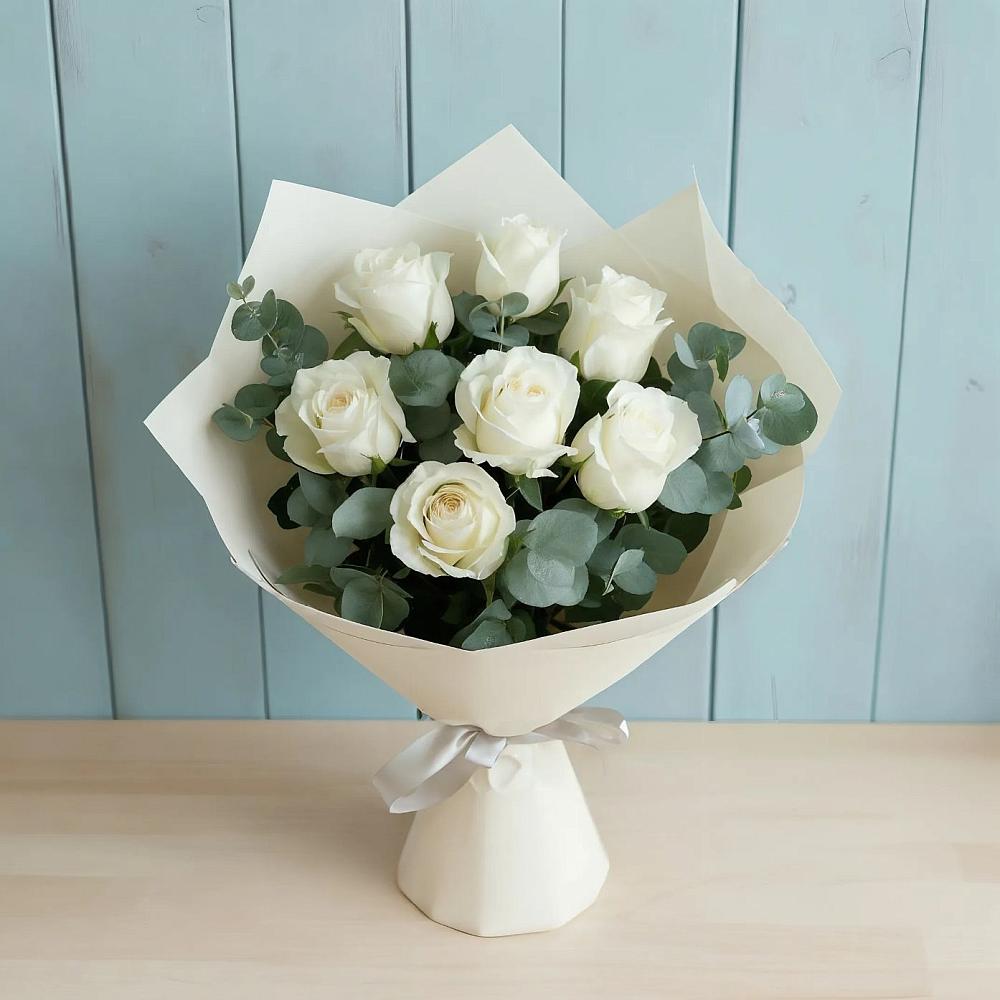Букет Белые розы в Эвкалипте в Усть-Уде