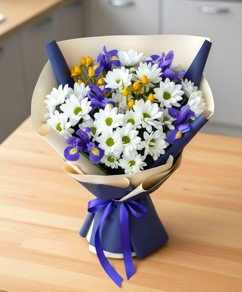 Букет цветов из: Розы, Ирисы и Хризантемы в Усть-Уде